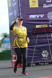 BIB: 1142
                            <button type="button" onclick="openModal(5242343)" class="btn btn-primary btn-sm float-right btn-popup" data-toggle="modal" data-target=".modal-high-quality">
                        <i class="fas fa-shopping-cart"></i> Add to Cart
                    </button>
                                            <button type="button" onclick="isThisMe(5242343, true)" class="btn btn-success btn-sm float-right btn-popup btn-isme hidden" data-toggle="tooltip" data-placement="bottom" title="นี่คือรูปของคุณใช่ไหม คลิกที่นี่เพื่อเอาเข้าอัลบั้ม">
                        <i class="fas fa-plus"></i> Add to album
                    </button>
                    <button type="button" onclick="isThisMe(5242343, false)" class="btn btn-warning btn-sm float-right btn-popup btn-isnotme hidden">
                        <i class="fas fa-ban"></i> Remove from album
                    </button>